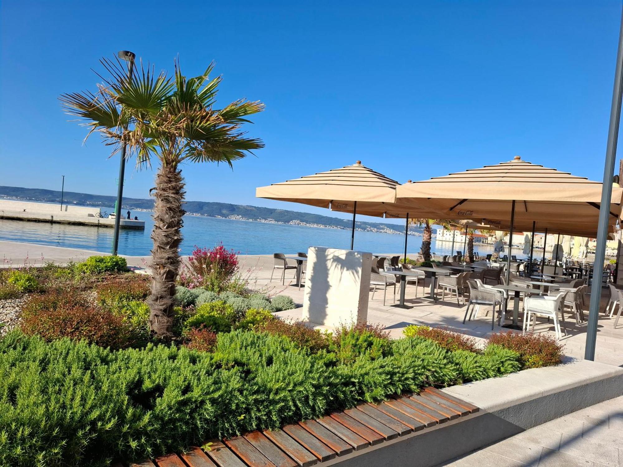 Apartment Blanca With Jacuzzi,Terase And Private Parking Kastela Exterior photo