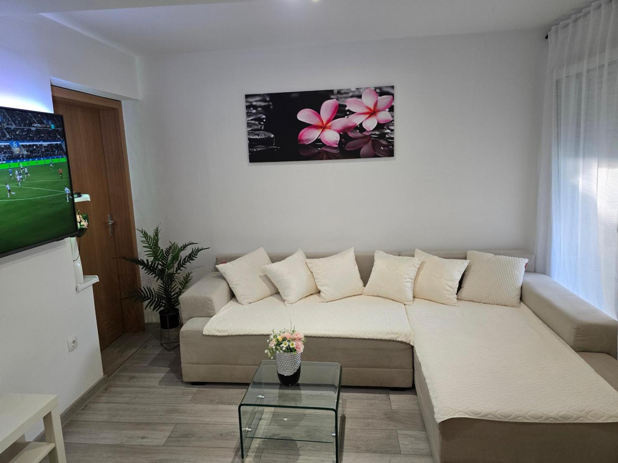 Apartment Blanca With Jacuzzi,Terase And Private Parking Kastela Exterior photo