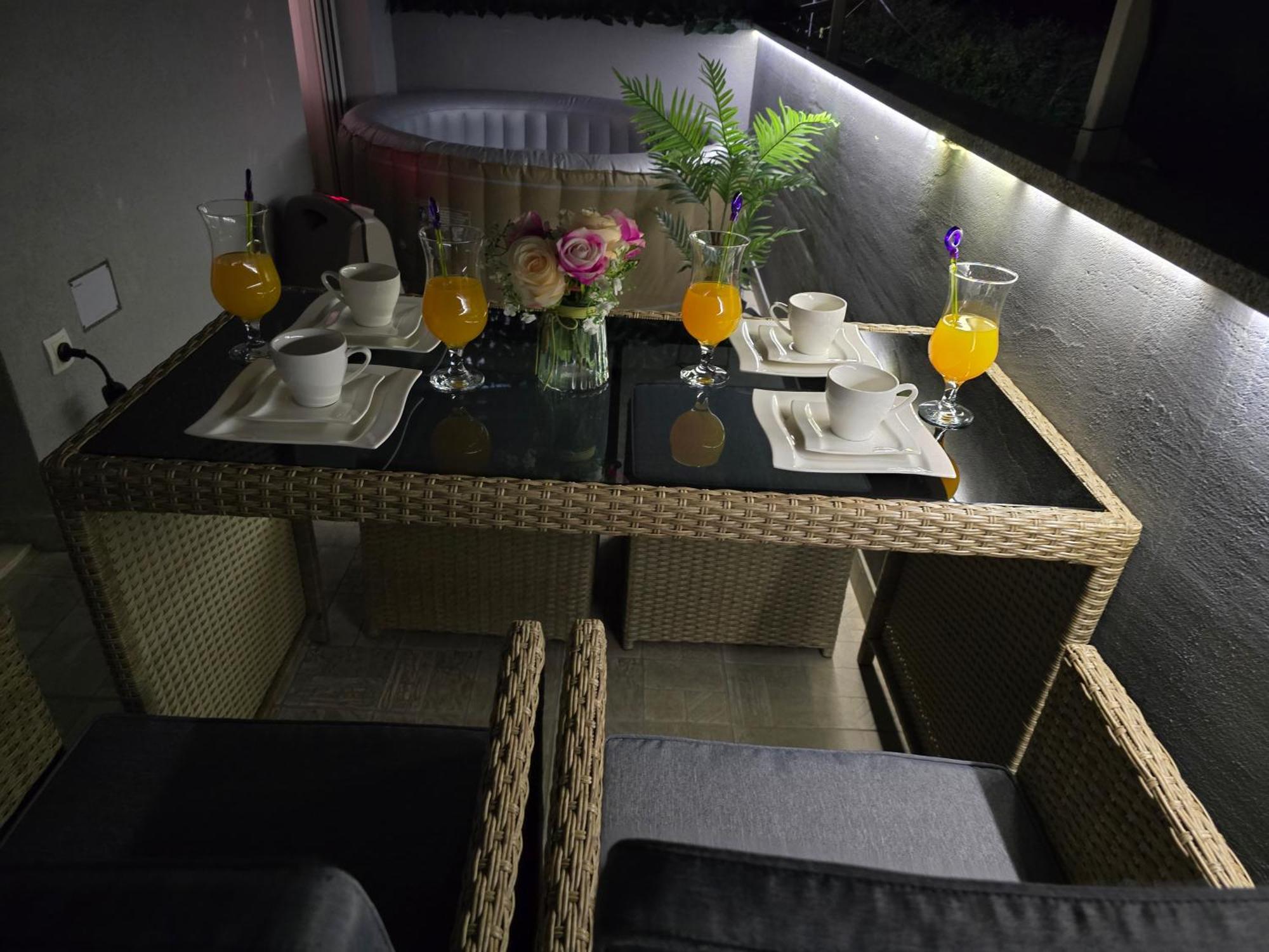 Apartment Blanca With Jacuzzi,Terase And Private Parking Kastela Exterior photo
